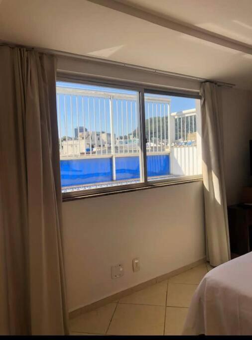Cobertura Exclusiva Em Copacabana Com Piscina, Jacuzzi E Churrasqueira Ao Lado Do Copacabana Palace *